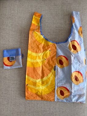 BAGGU Standard Deadstock Banana and Peaches